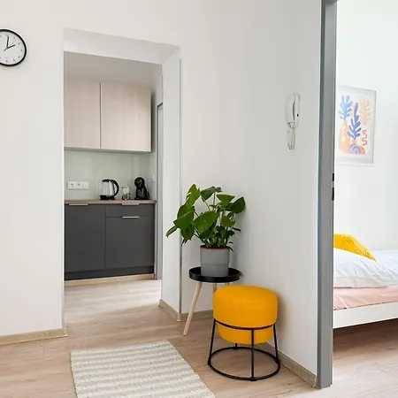 Vista Apartment *